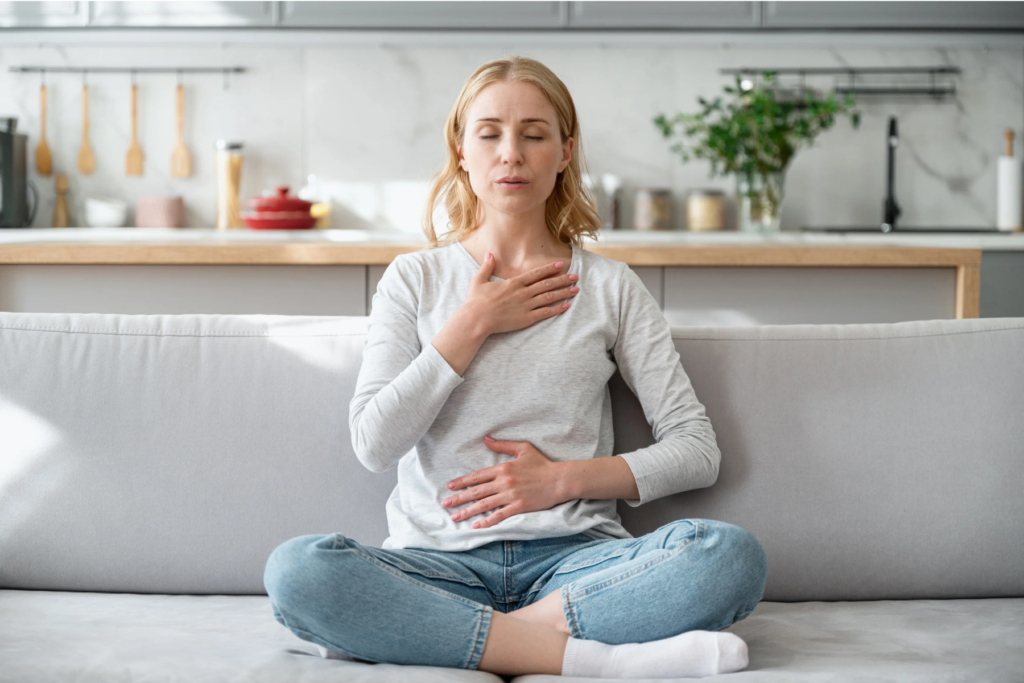 Exercice de sophrologie et relaxation pour adulte anxieux à Lyon avec sophrologue certifiée